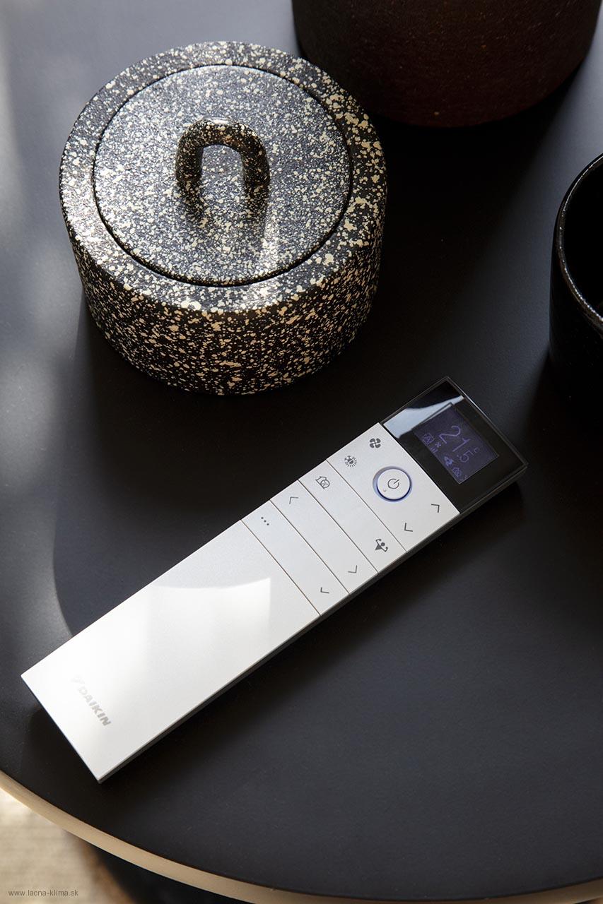 Daikin Emura FTXJ + RXJ 50AW + 50A - biela